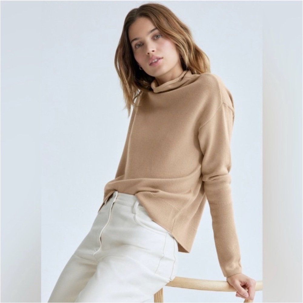 Aritzia Camel Cowl Neck Marino Wool Sweater SZ M